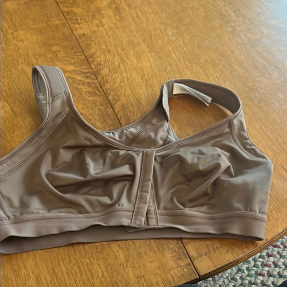 Tan Back Support Front Closure Bra 36DD